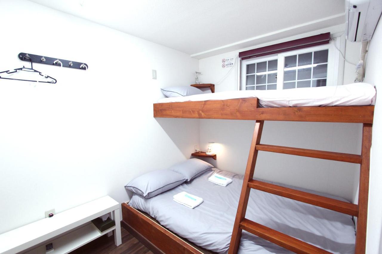 I Osaka House Hotell Eksteriør bilde